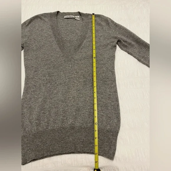 AUTUMN CASHMERE Deep V Neck Pullover Fine Knit Sweater Bodycon Luxury Minimalist - Picture 14 of 14